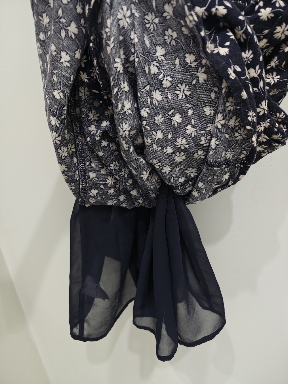 American Eagle Outfitters Black Sundress with White Floral Print - Picture 6 of 7